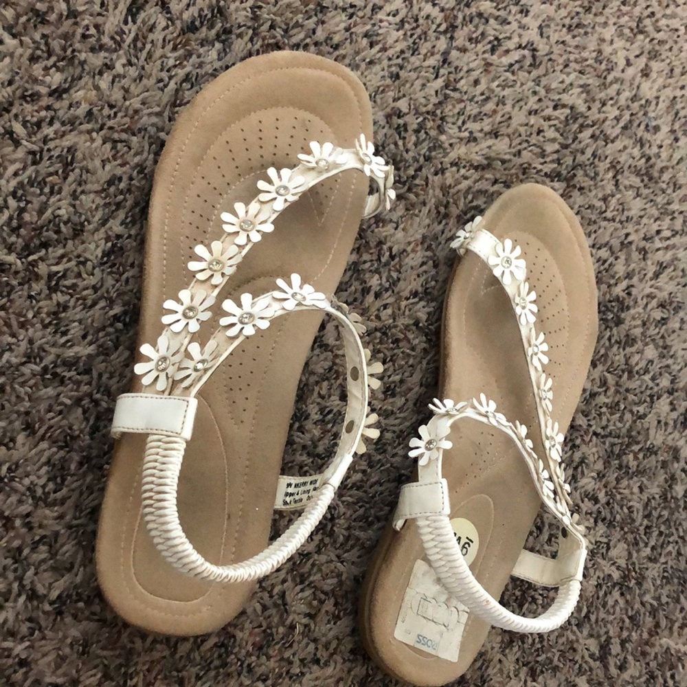 Sandals! - Picture 2 of 2